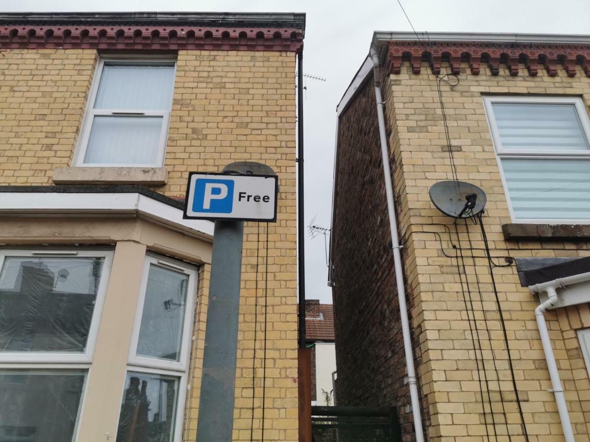 Barbara'S Accommodation Liverpool Exterior photo
